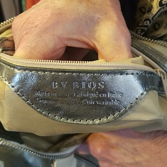 Purse - Picture 4 of 4